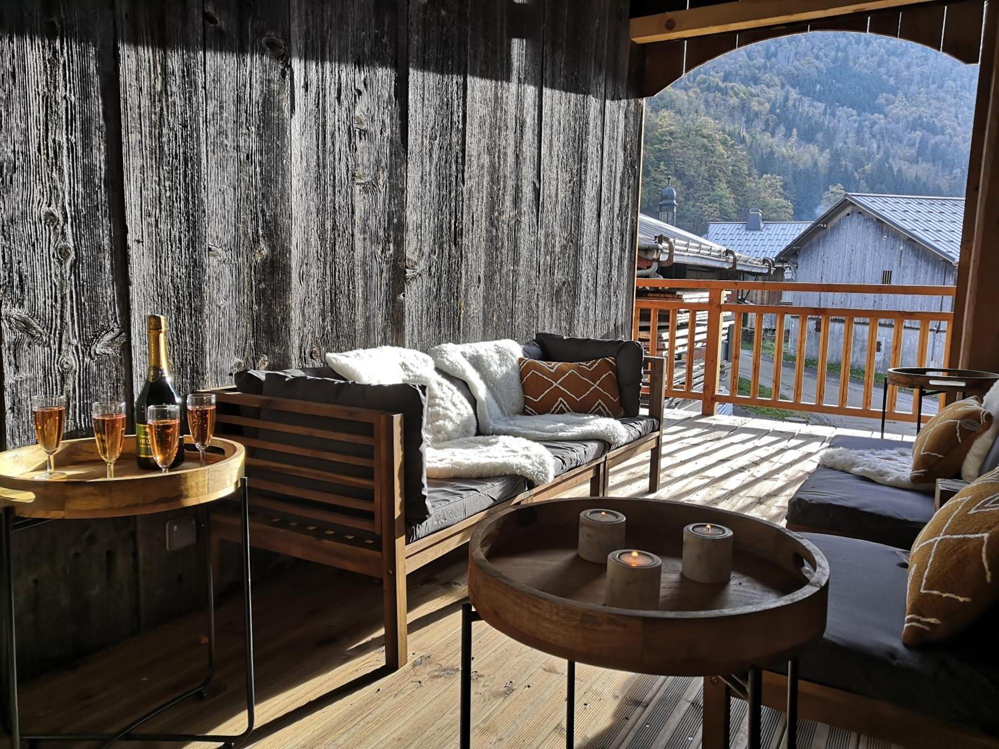 Chez Leon, Jacuzzi Et Sauna Des Le 1Er Septembre 2025 Samoëns Extérieur photo