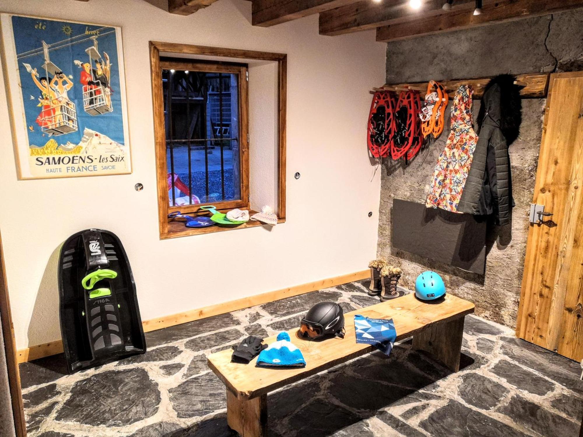 Chez Leon, Jacuzzi Et Sauna Des Le 1Er Septembre 2025 Samoëns Extérieur photo